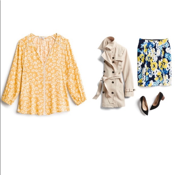 Collective Concepts Yani Lace Detail Textured Top - Picture 3 of 11